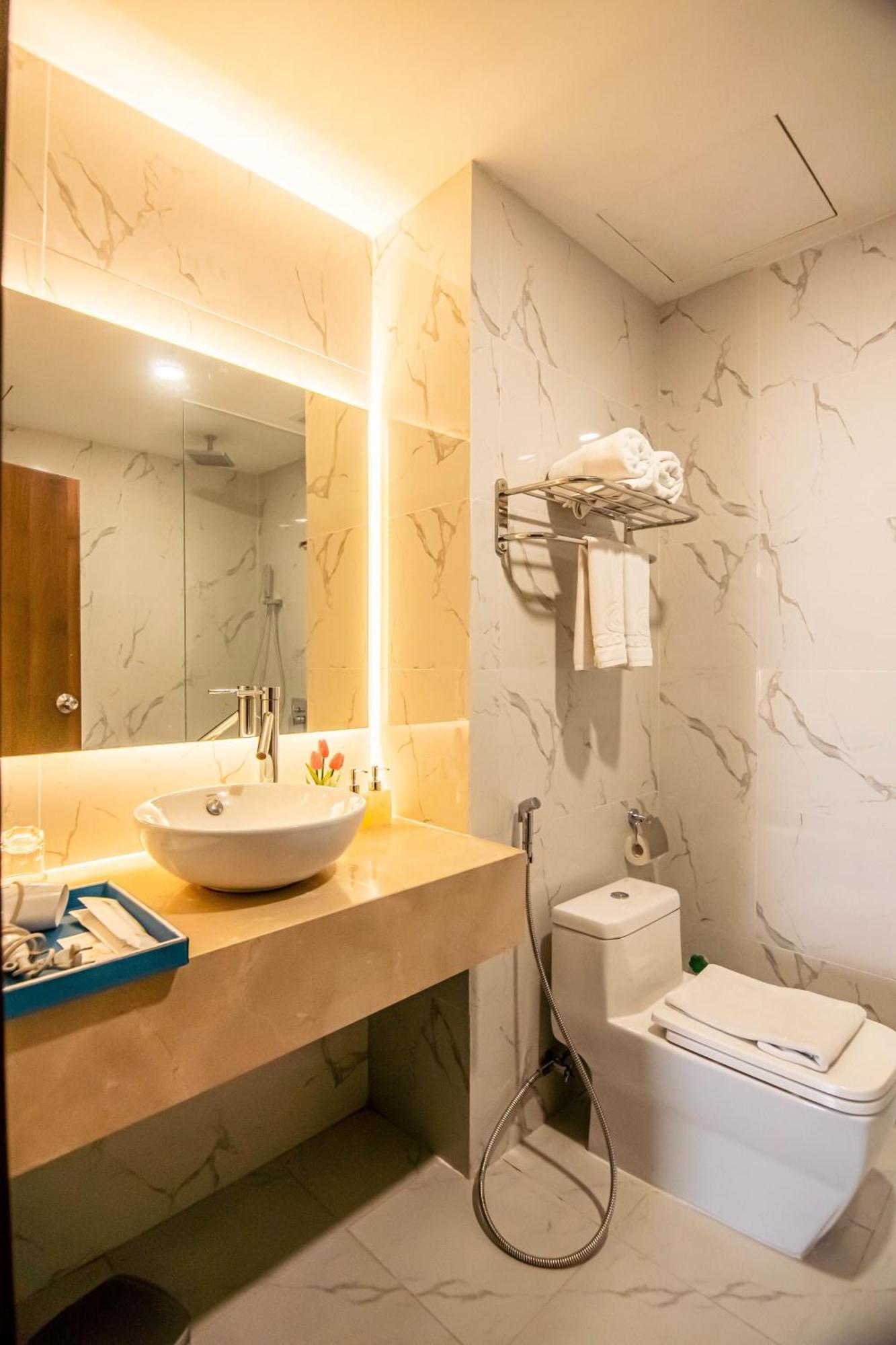Gold Hotel Da Nang By Haviland Exterior foto